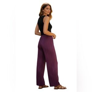 Fashion Nova Stretchy Ribbed Purple/Plum Pants, size S